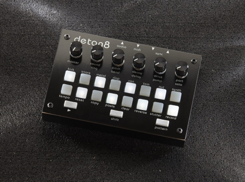 deton8 – Bild 2