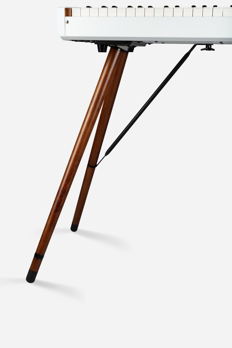 Arturia - Wooden Legs – Bild 4