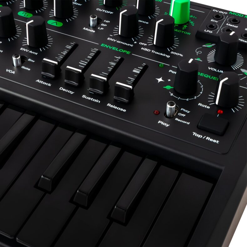 Arturia - MicroBrute UFO – Bild 7